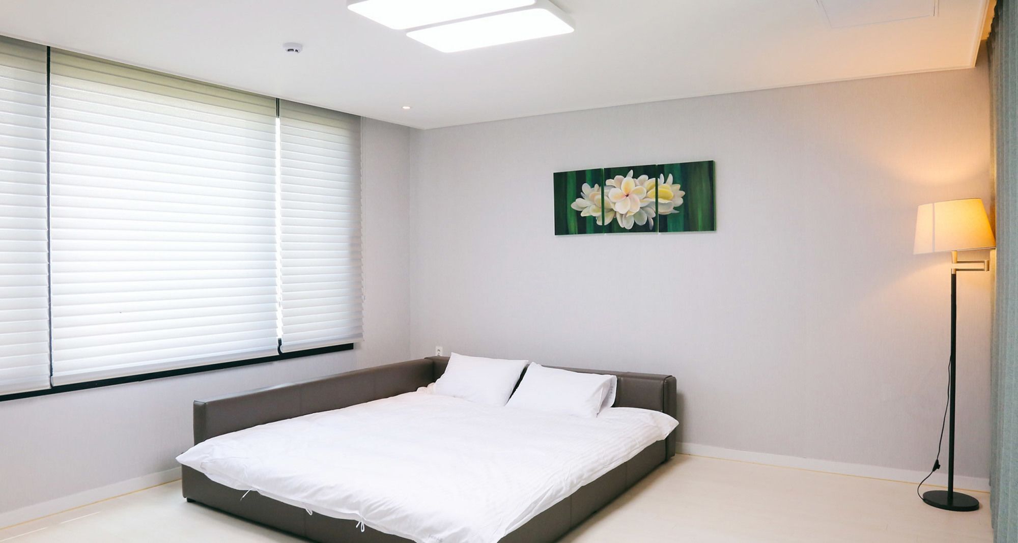 Plumeria Pension Чеджу Екстериор снимка