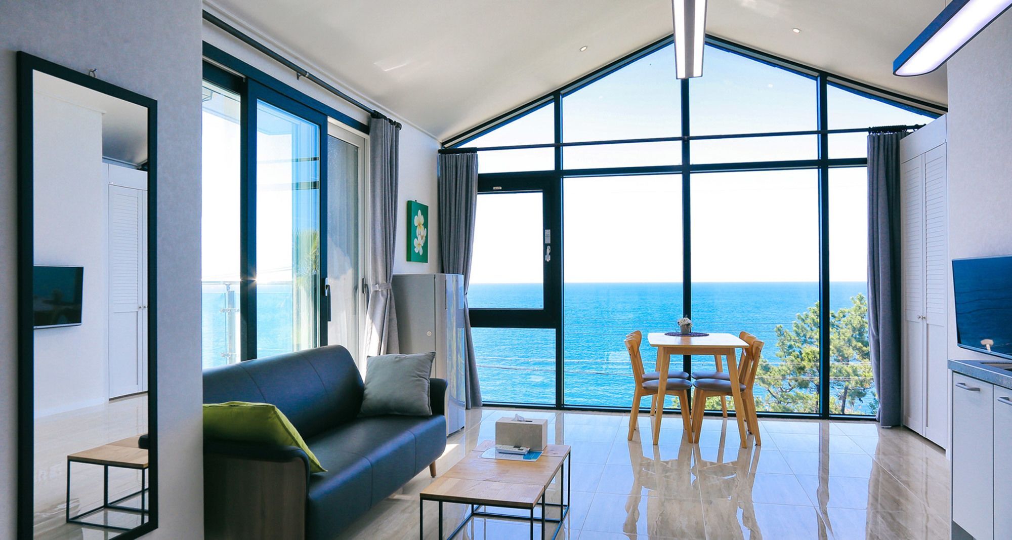 Plumeria Pension Чеджу Екстериор снимка