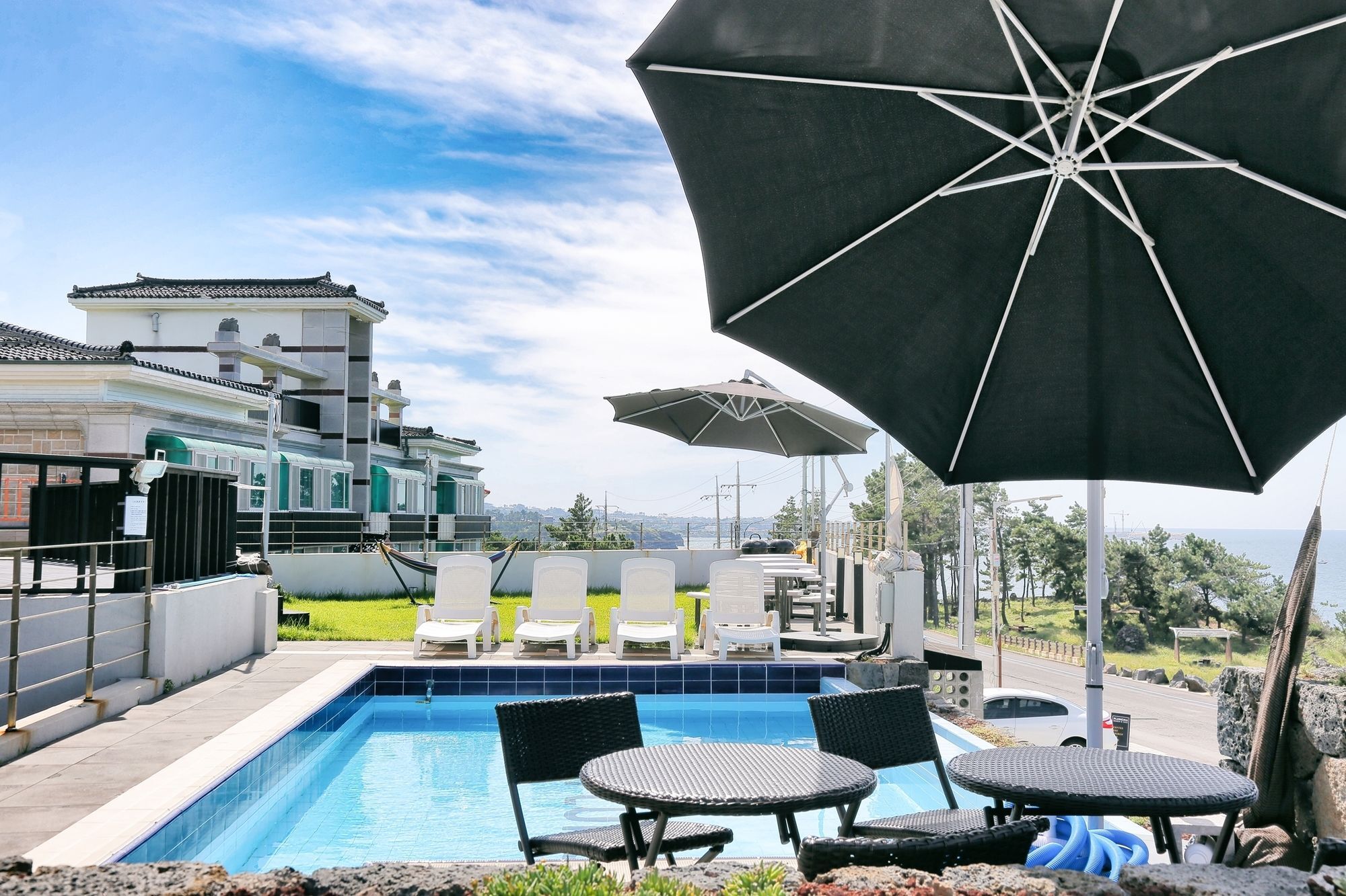 Plumeria Pension Чеджу Екстериор снимка